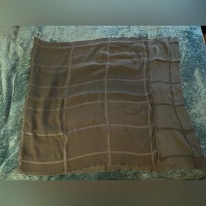 Grey Sheer Textured Scarf with Inverse Color Pattern